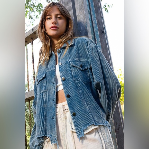 POL Blue Jean Jacket - Picture 3 of 12